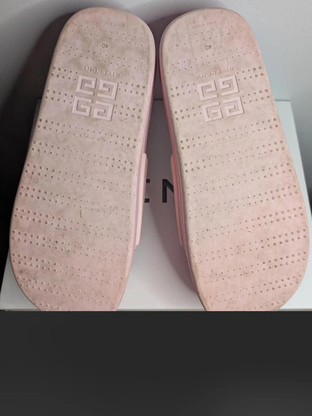Givenchy Pink Logo Slide Sandals - Women's Authentic size 40 in women